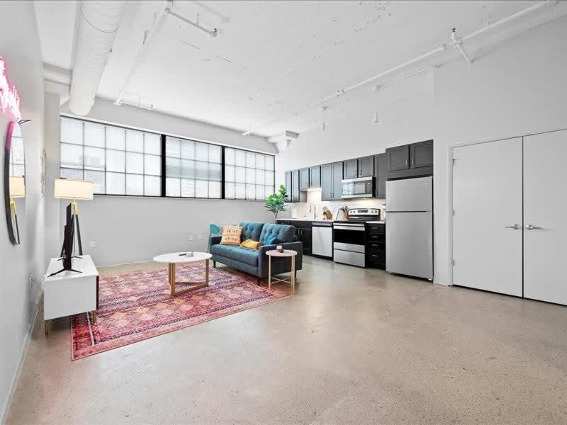 Cozysuites Lavish 1Br, Downtown Pittsburgh Bagian luar foto